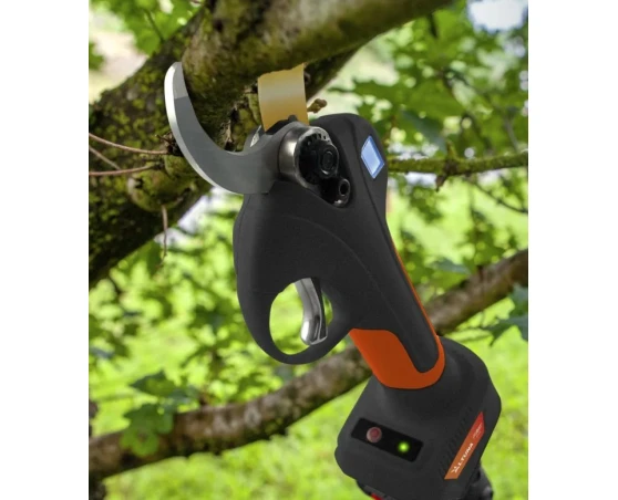 Tijera de poda a batería titanio 500W Altuna AF37