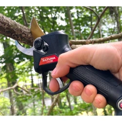 Tijera de poda a batería titanio Altuna ACB30 Tijera de poda a batería titanio Altuna ACB30