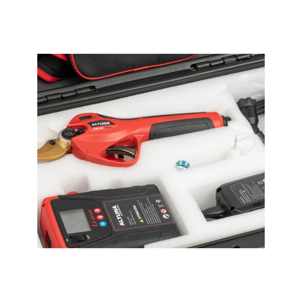 Tijera de poda a batería titanio 1260W Altuna AB42