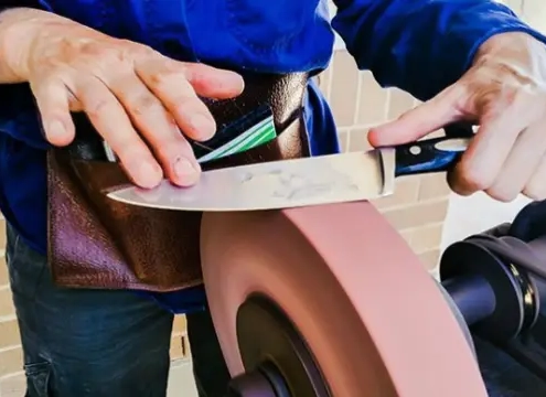 Cómo afilar tijeras y cuchillos industriales