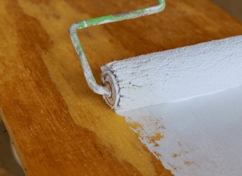 que pintura se recomienda para madera exterior